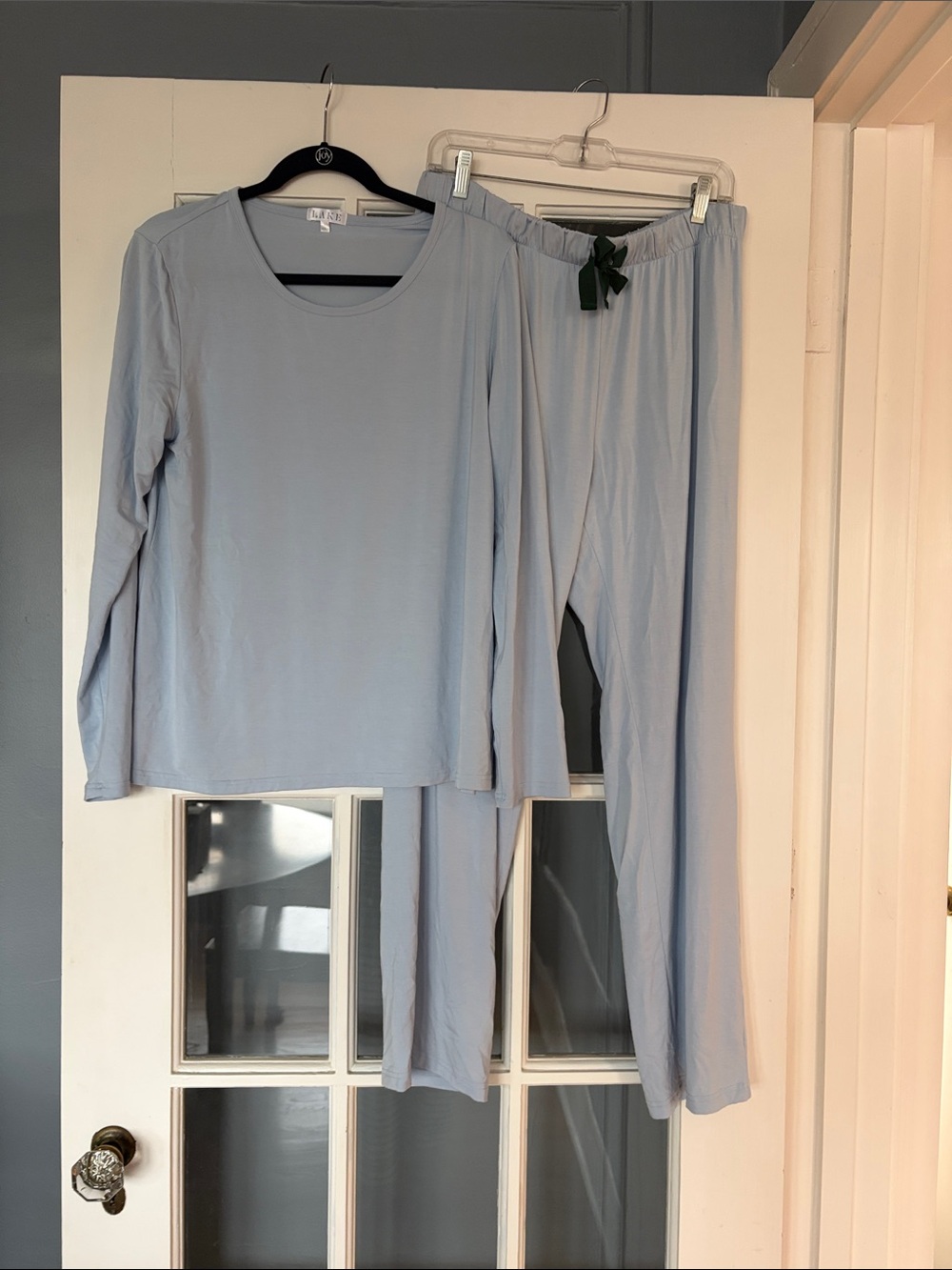 Lake DreamModal Set in Light Blue - Picture 2 of 4